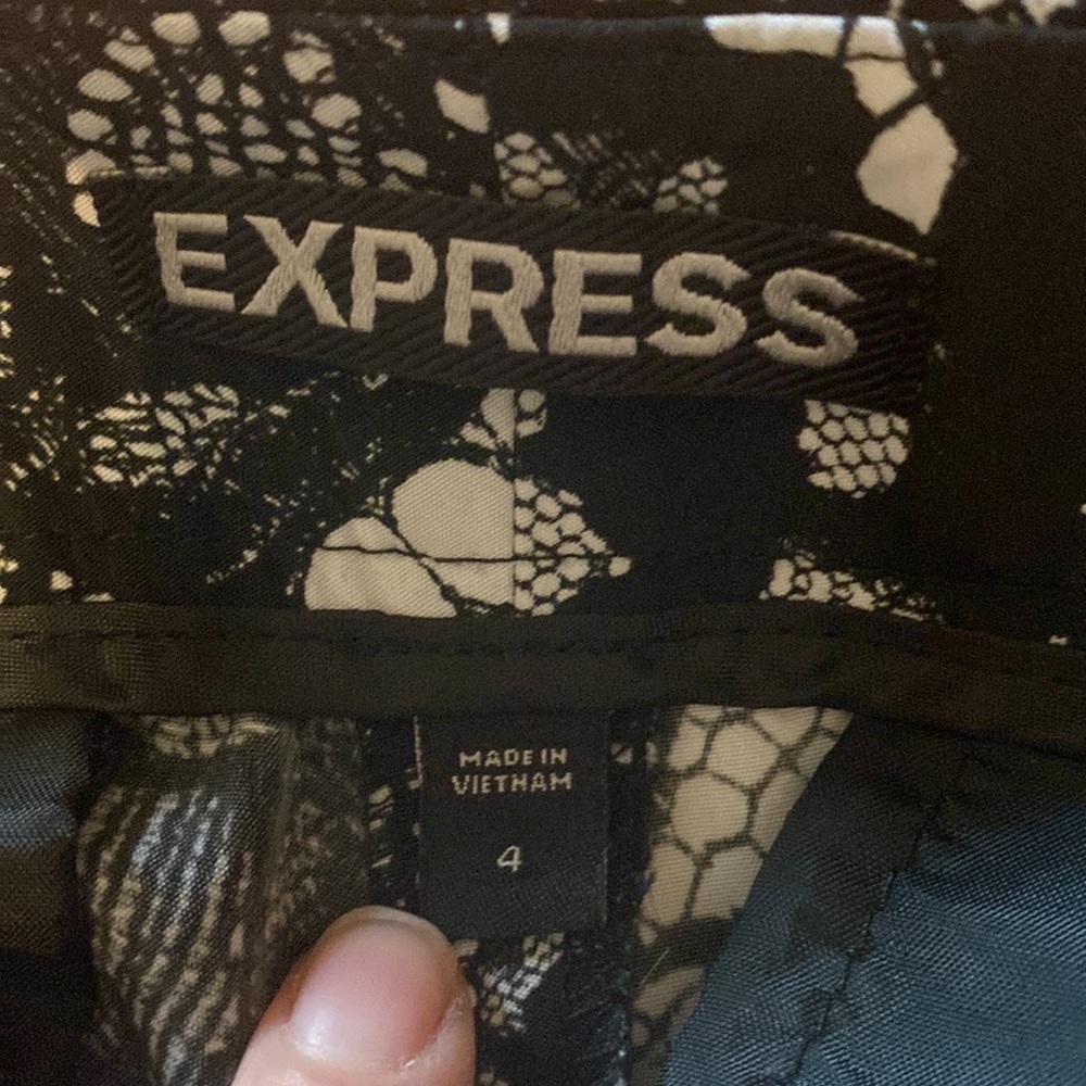 Express shorts - Picture 5 of 5